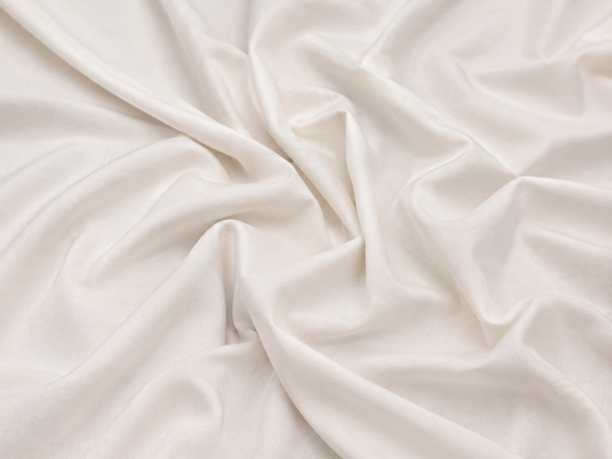 AW Classic Blended Wash & Wear fabric in Off White Close Draped